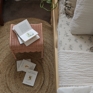 Petal Storie Stool - Seashell Pink