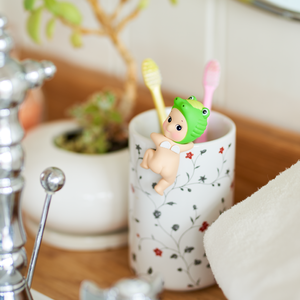 Hippers Looking Back Sonny Angel