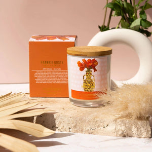 Amy Snail Candle (Saffron & Sandalwood)