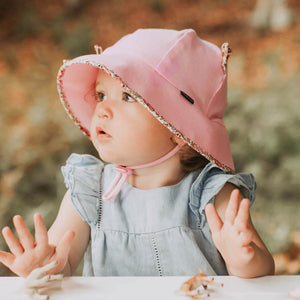 Paisley Trimmed Kitty Toddler Bucket Hat (Blush)