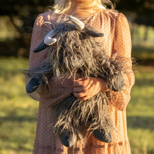 Henry the Highland Cow (Charcoal)