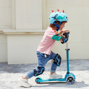 Mini Micro Deluxe LED Scooter (Purple/Pink)