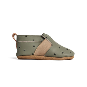 BABY SLIP-ON (Khaki XO)