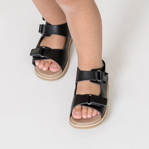 Wilder Sandals (Black)