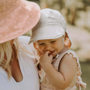 Baby Reversible Flap Hat (Frances/Flax)