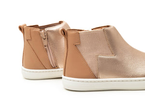 Storm (Metalic Salmon/Alderwood)