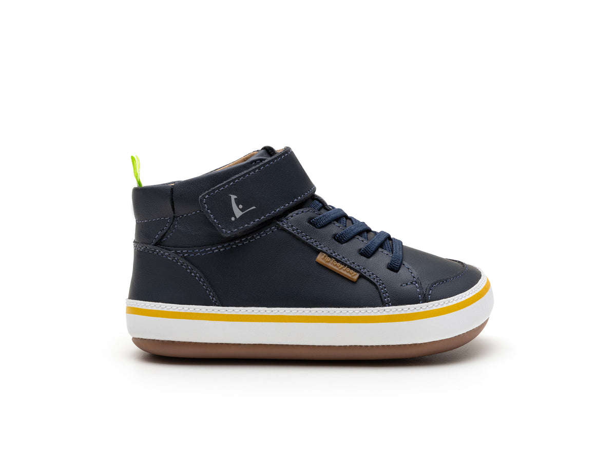 Alley (Navy/White)