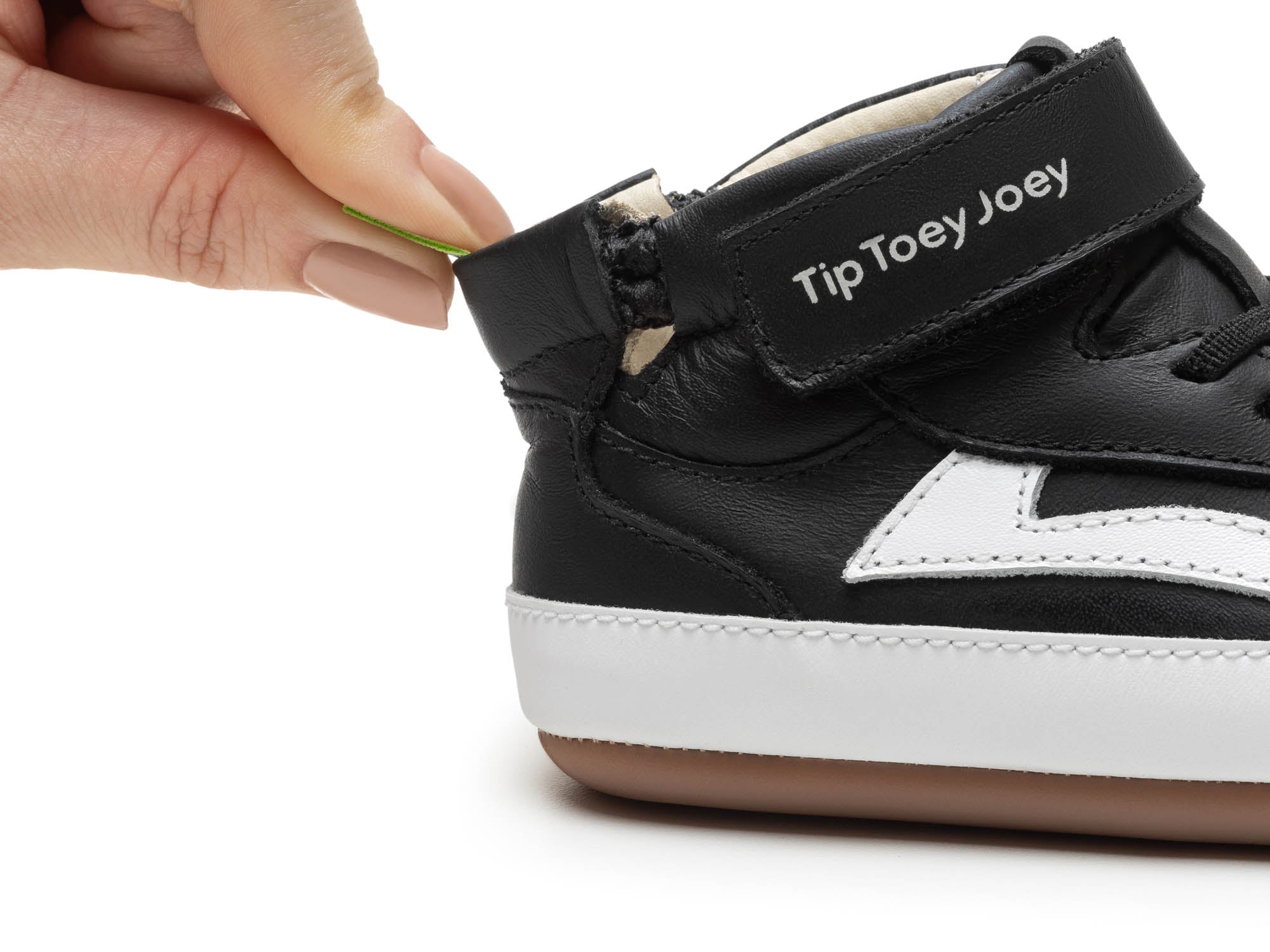 Landy High-Top (Black/White)