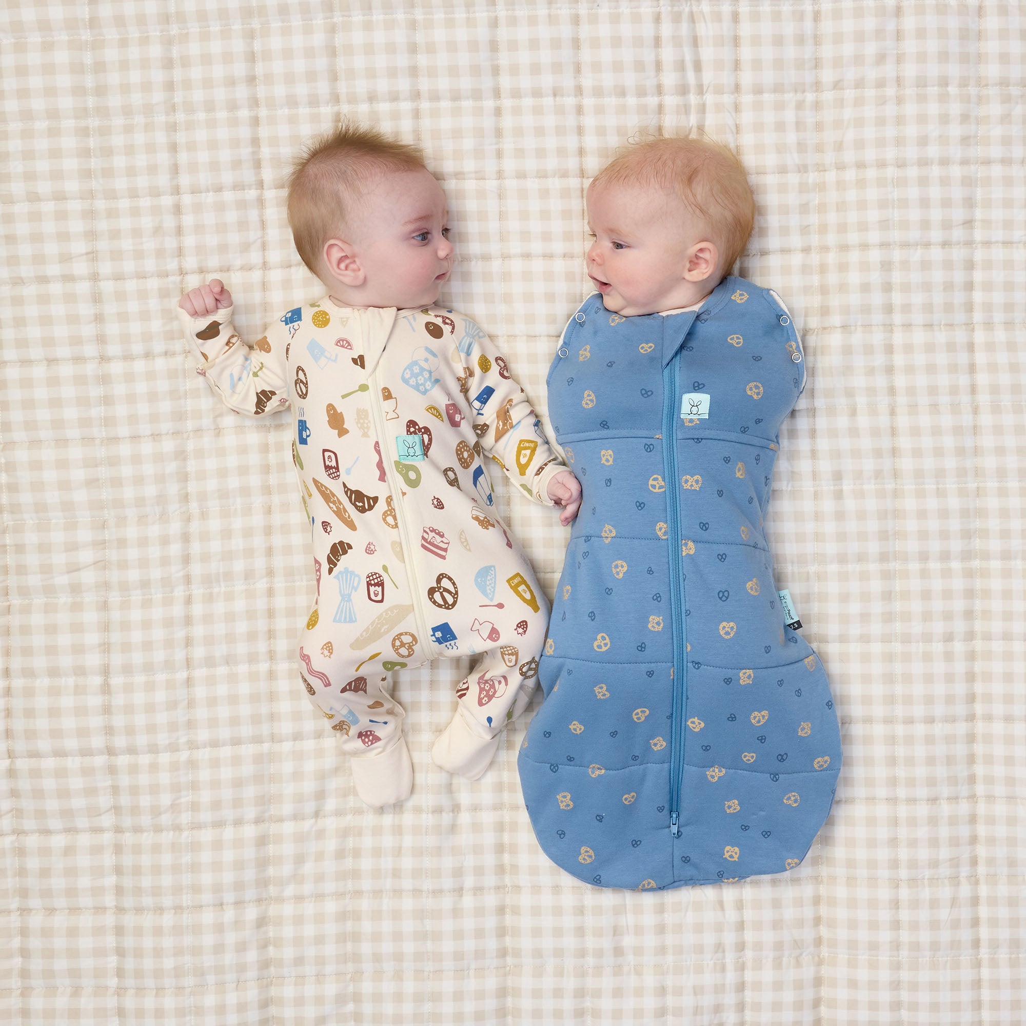 Cocoon Swaddle Bag 3.5 Tog (Petite Pretzel)