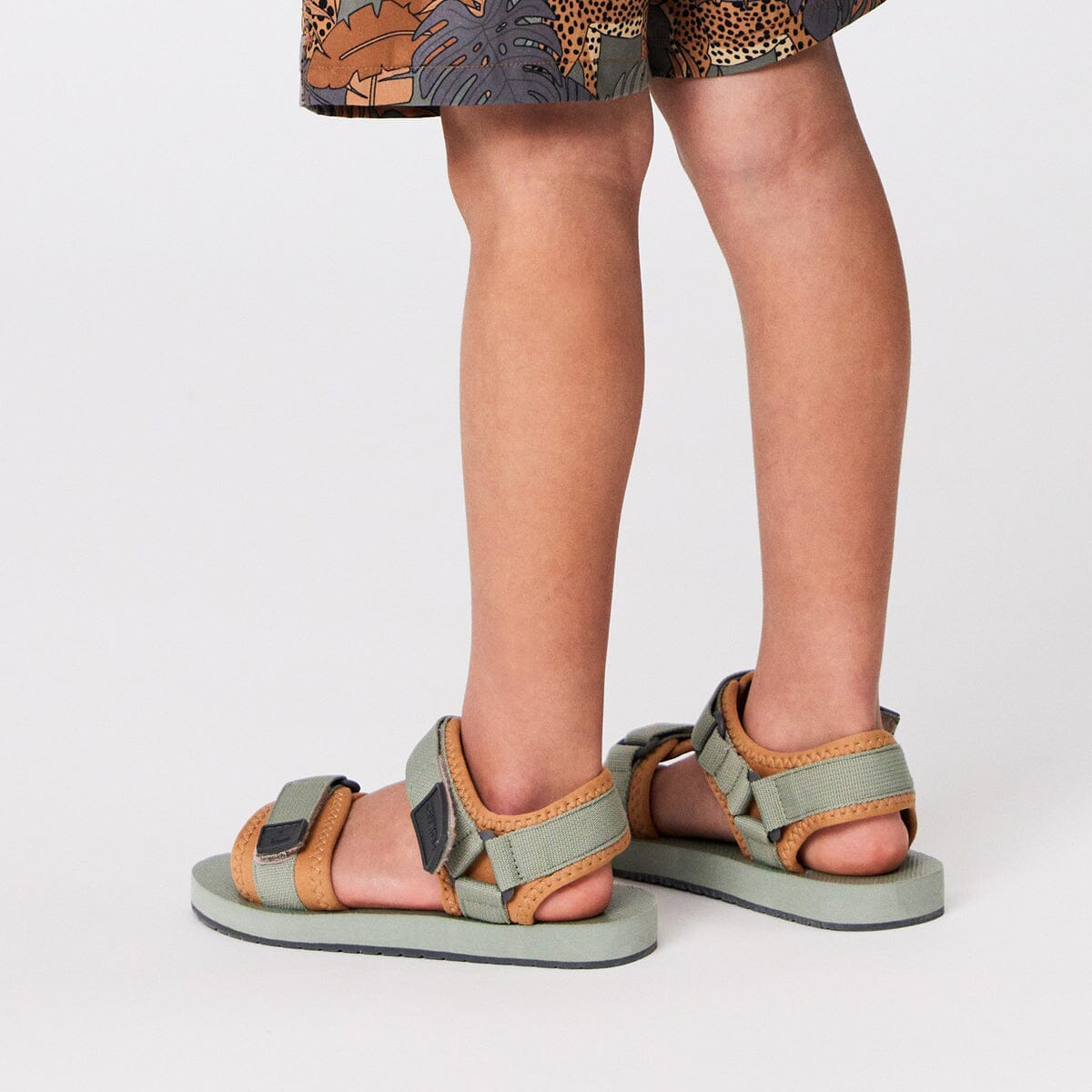 BEACH SANDAL (Sage)