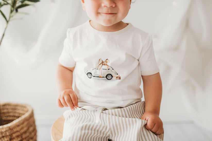 Beetle Bow Tee - Eggnog