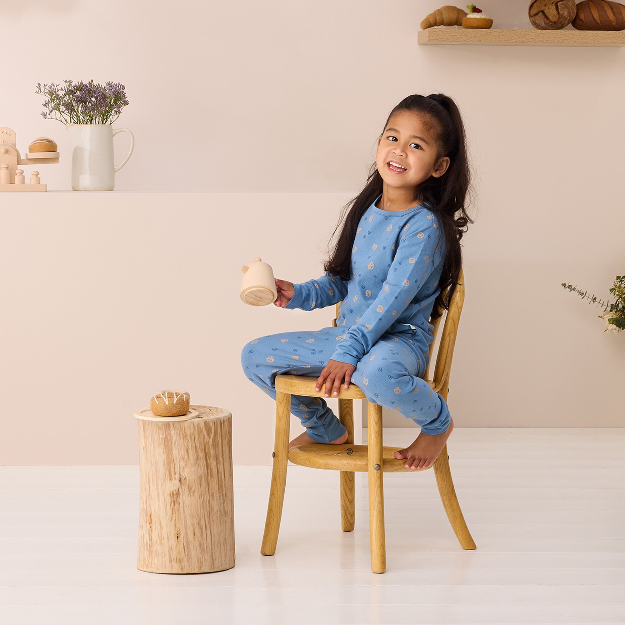 Long Sleeve Pyjamas (Petite Pretzel)