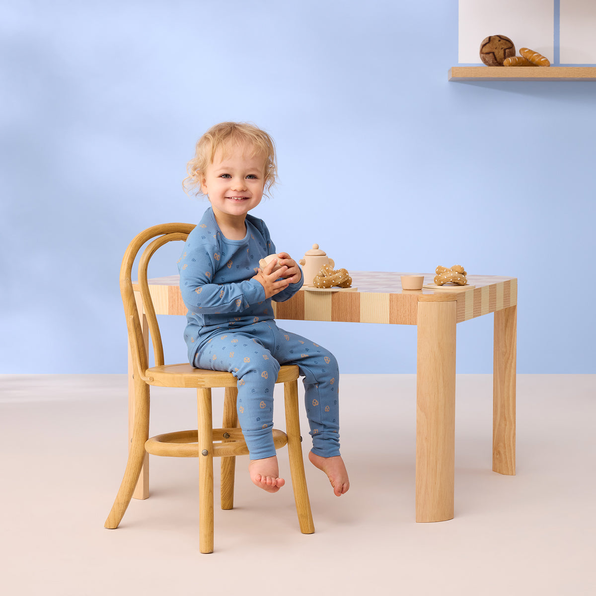 Long Sleeve Pyjamas (Petite Pretzel)