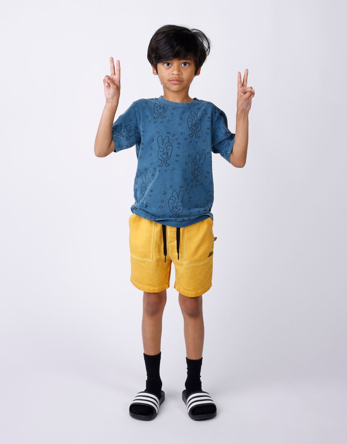 Minti Happy Peace Hand Tee