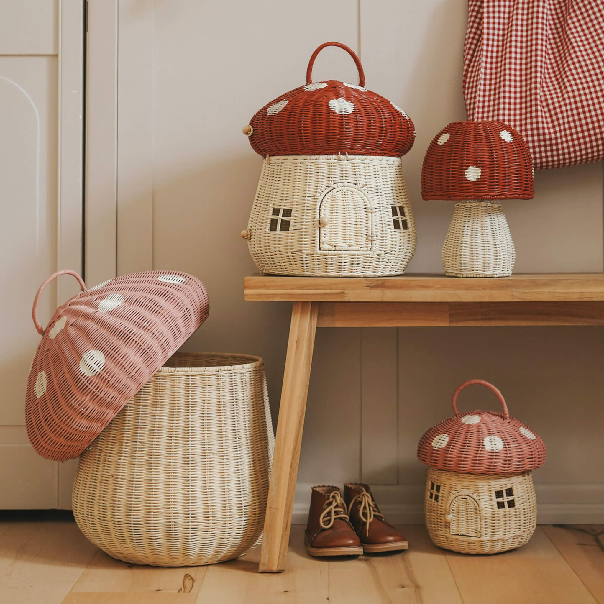 Mushroom Doll House (Red)