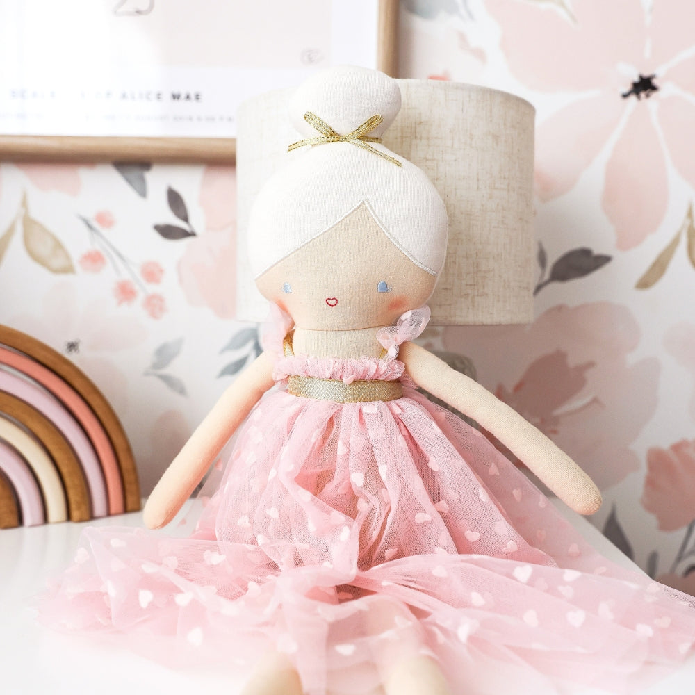 Lottie Doll (Pale Pink)
