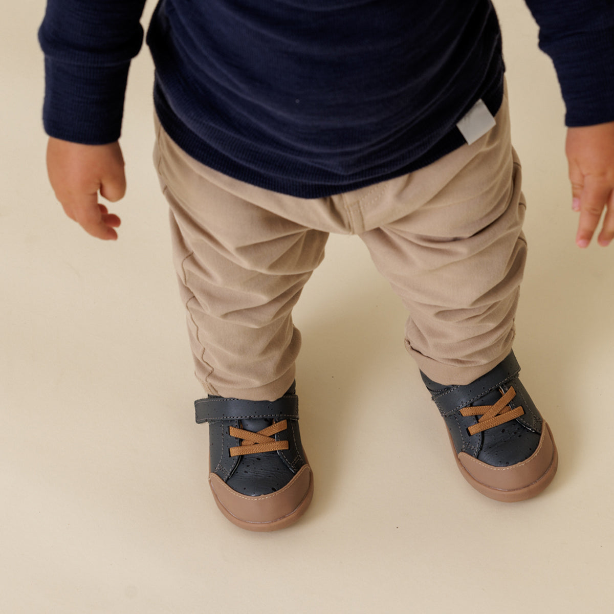 Boston - Indigo Speckle