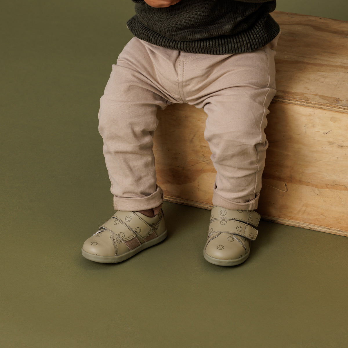 Brooklyn - Sage Smiley