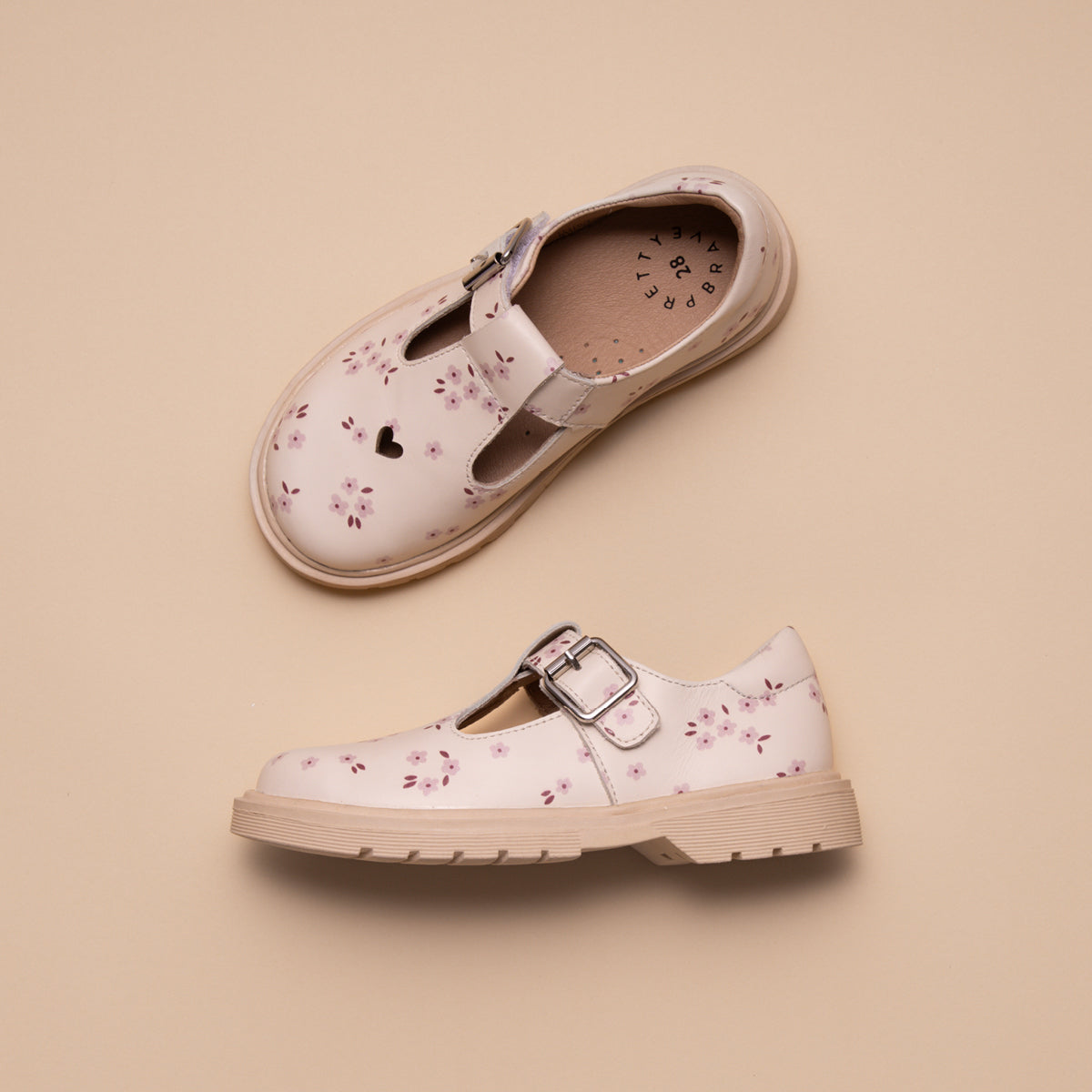 Maddison (Winter Bloom)