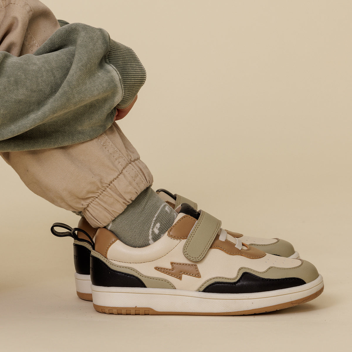 Icon Trainer - Lightning