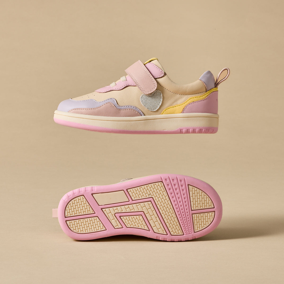 Icon Trainer - Sparkle Hearts