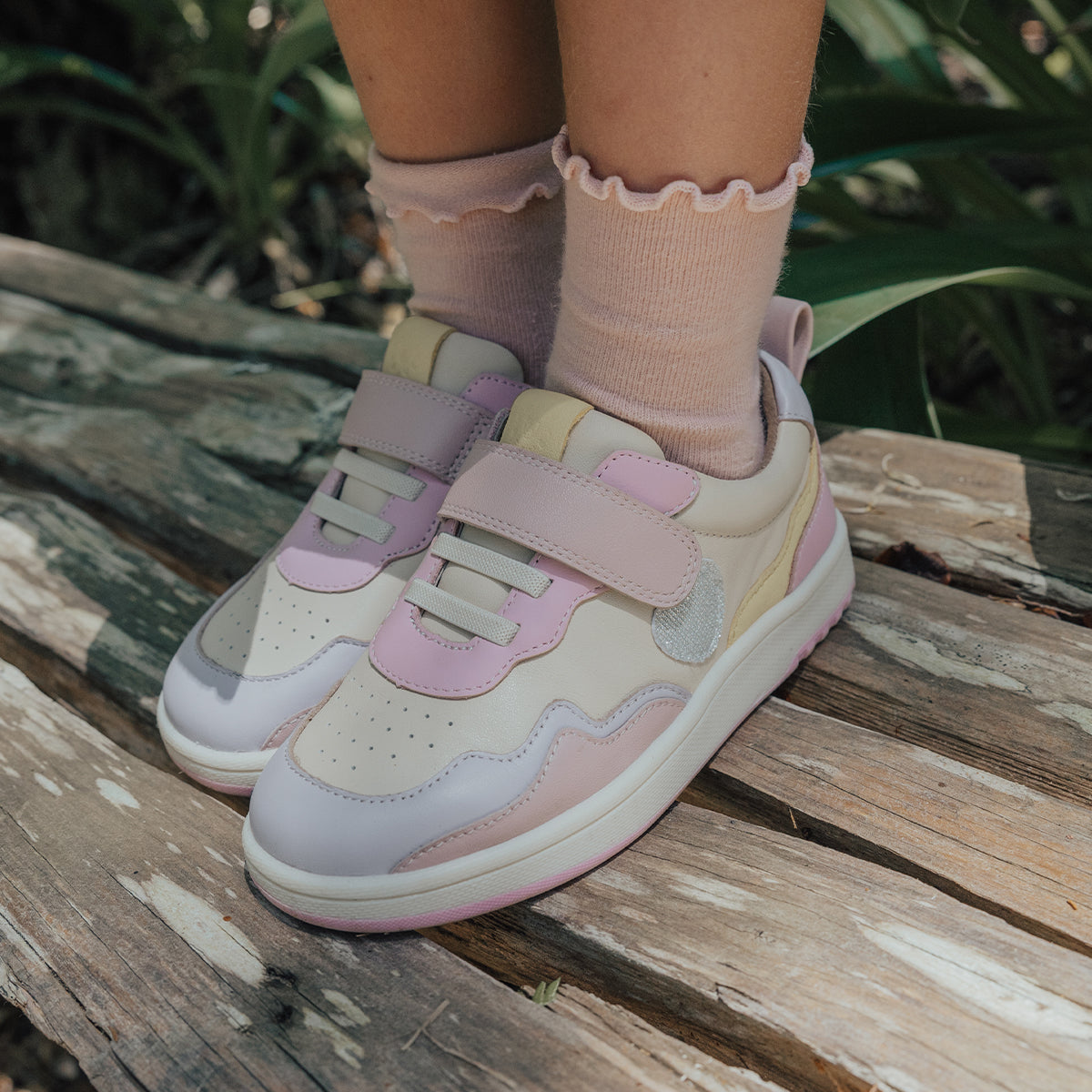 Icon Trainer - Sparkle Hearts