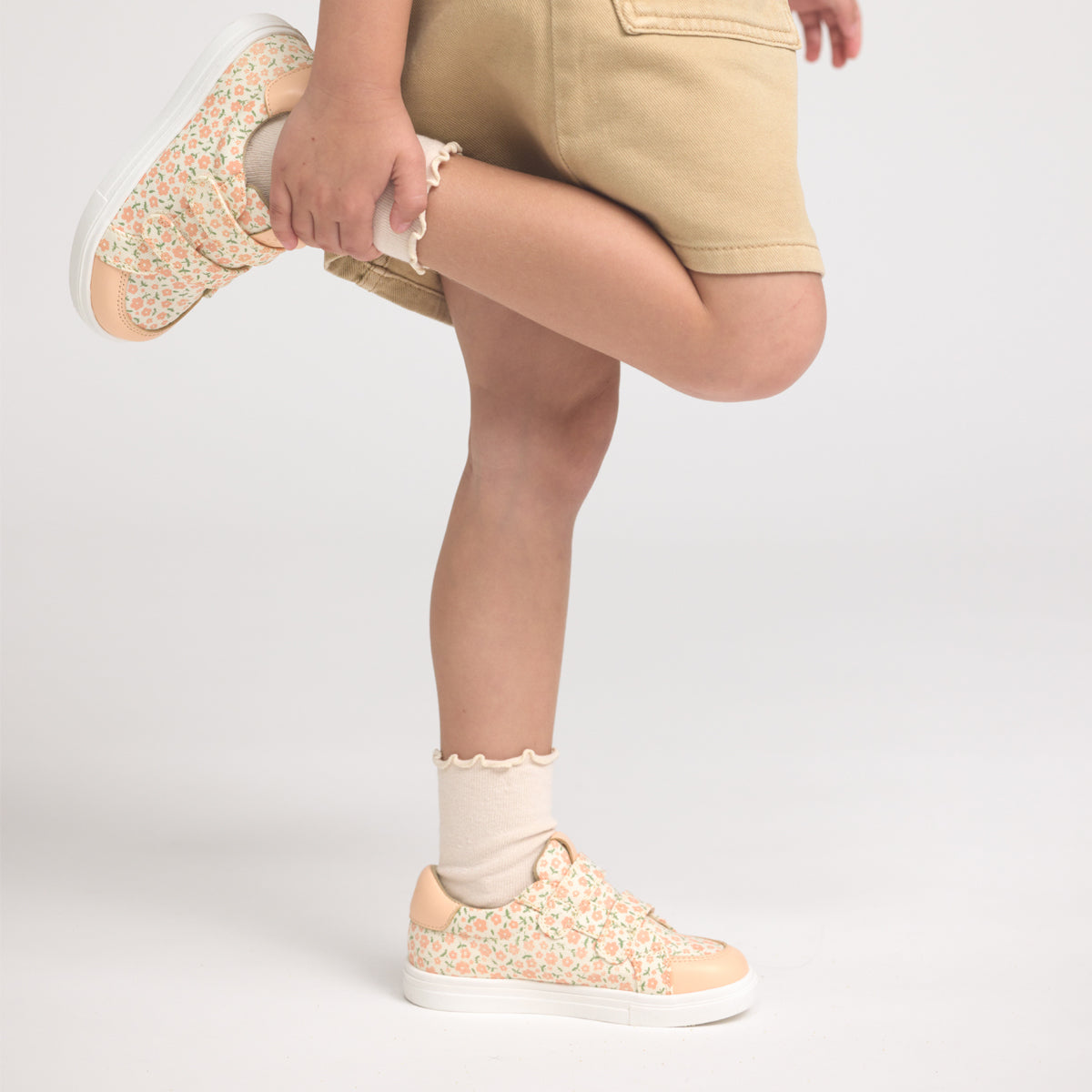 Otto Canvas Peach Meadow