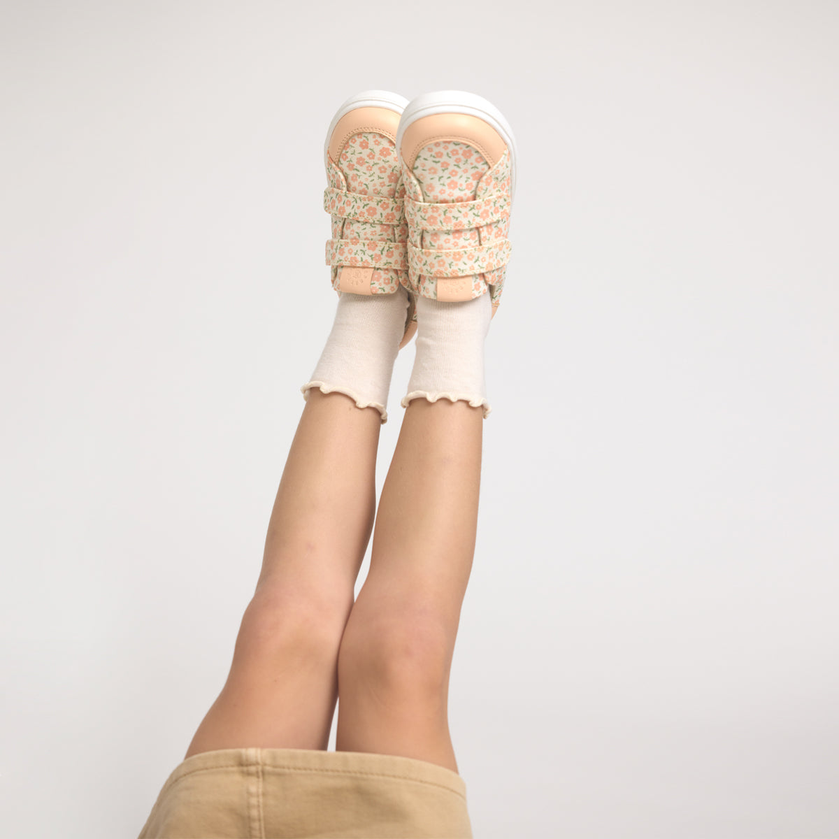 Otto Canvas Peach Meadow