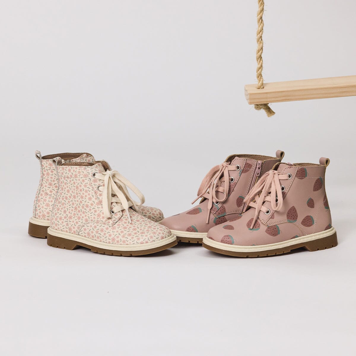 LONDON Strawberry Fields