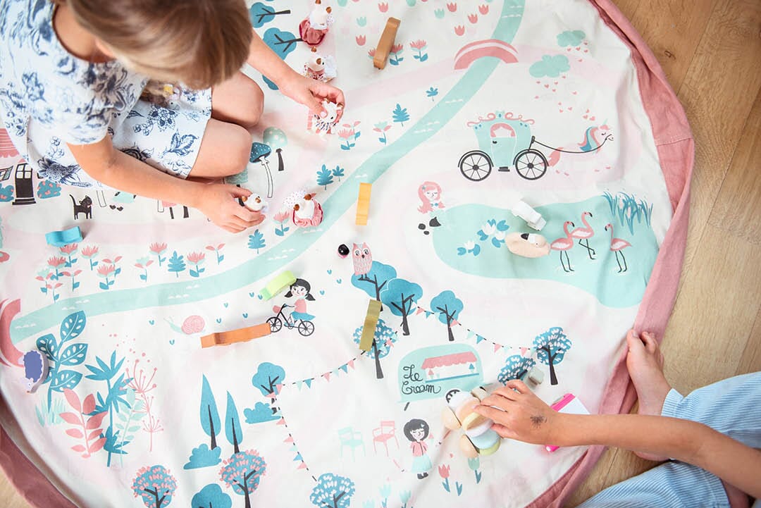 Walk in a Park Toy Storage Bag