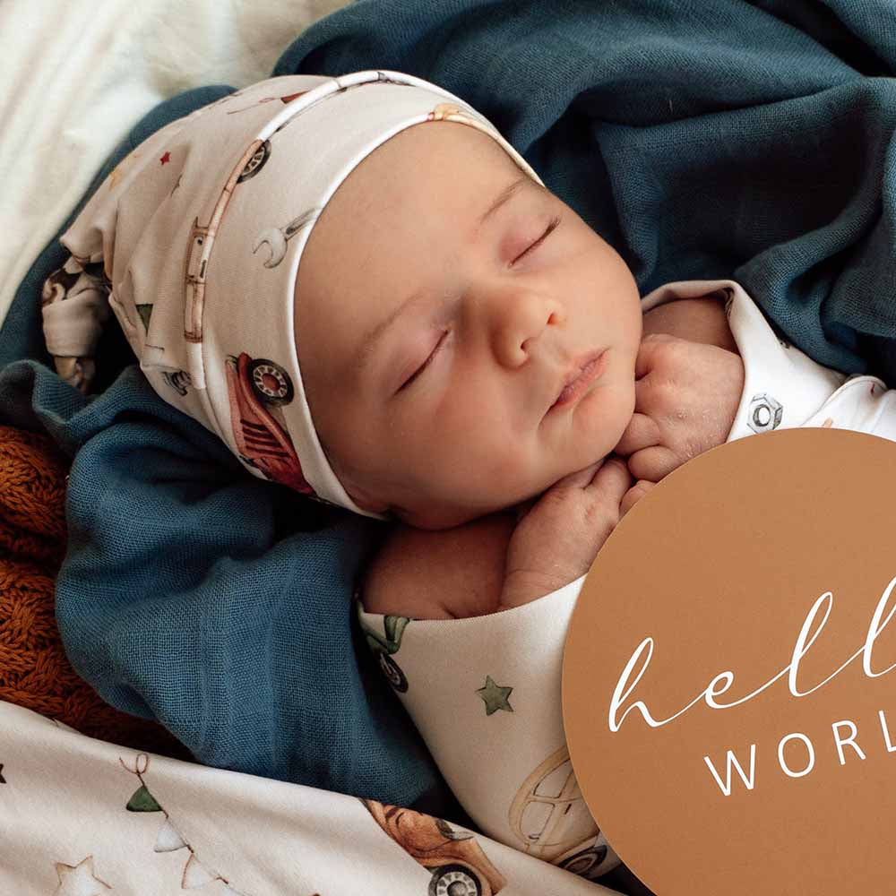 Vintage Cars Knotted Beanie