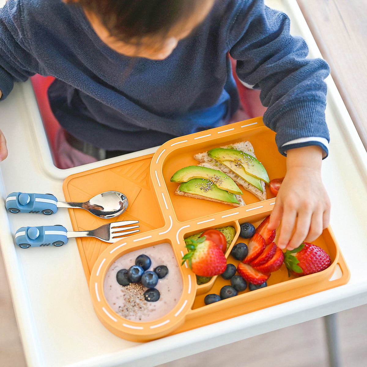 Racetrack Dinnerware Set (Butterscotch)