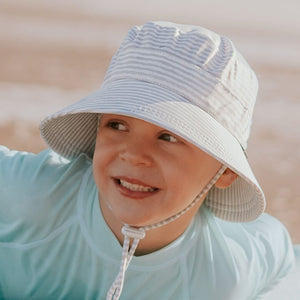 Kids Classic Swim Bucket Hat (Stripe)
