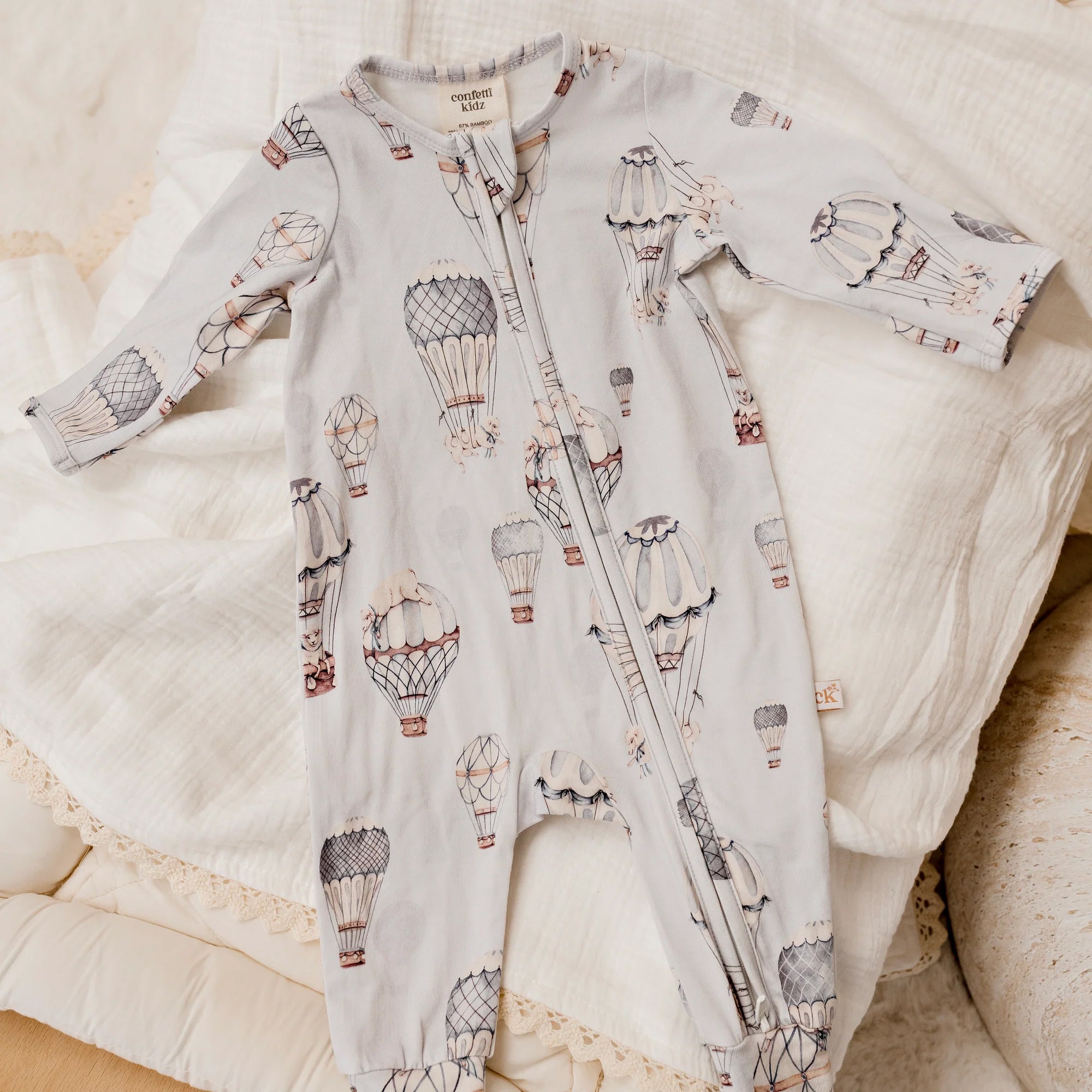 Dreamy Sheep Zipsuit