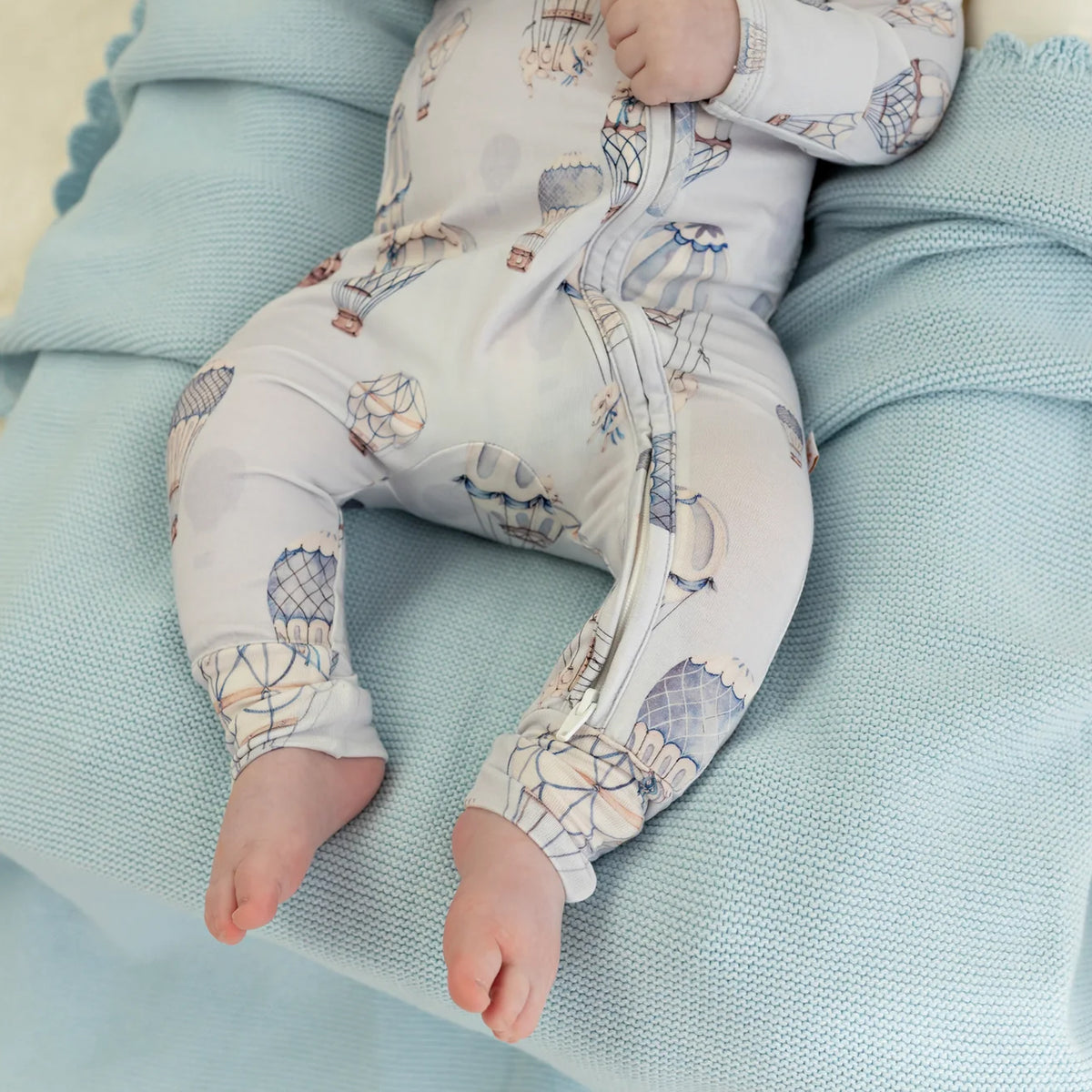 Dreamy Sheep Zipsuit