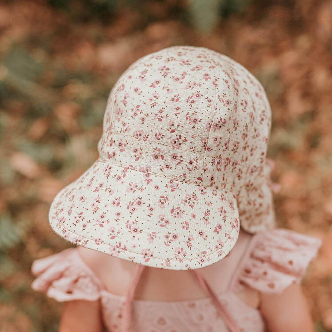 Lounger Baby Reversible Flap Sun Hat (Ruby/Rosa)