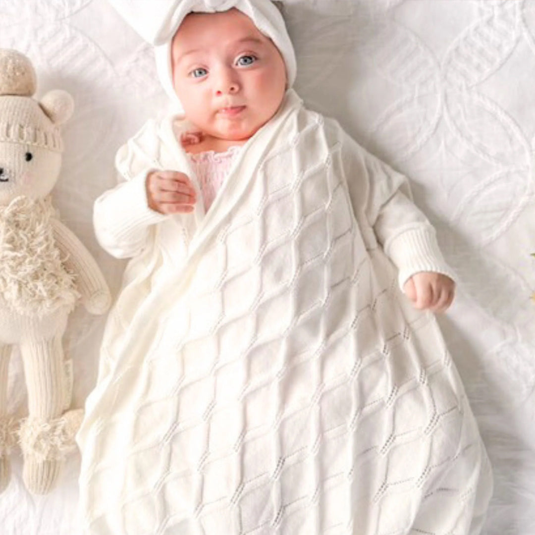 Filigree Lace Shwrap (Milk)