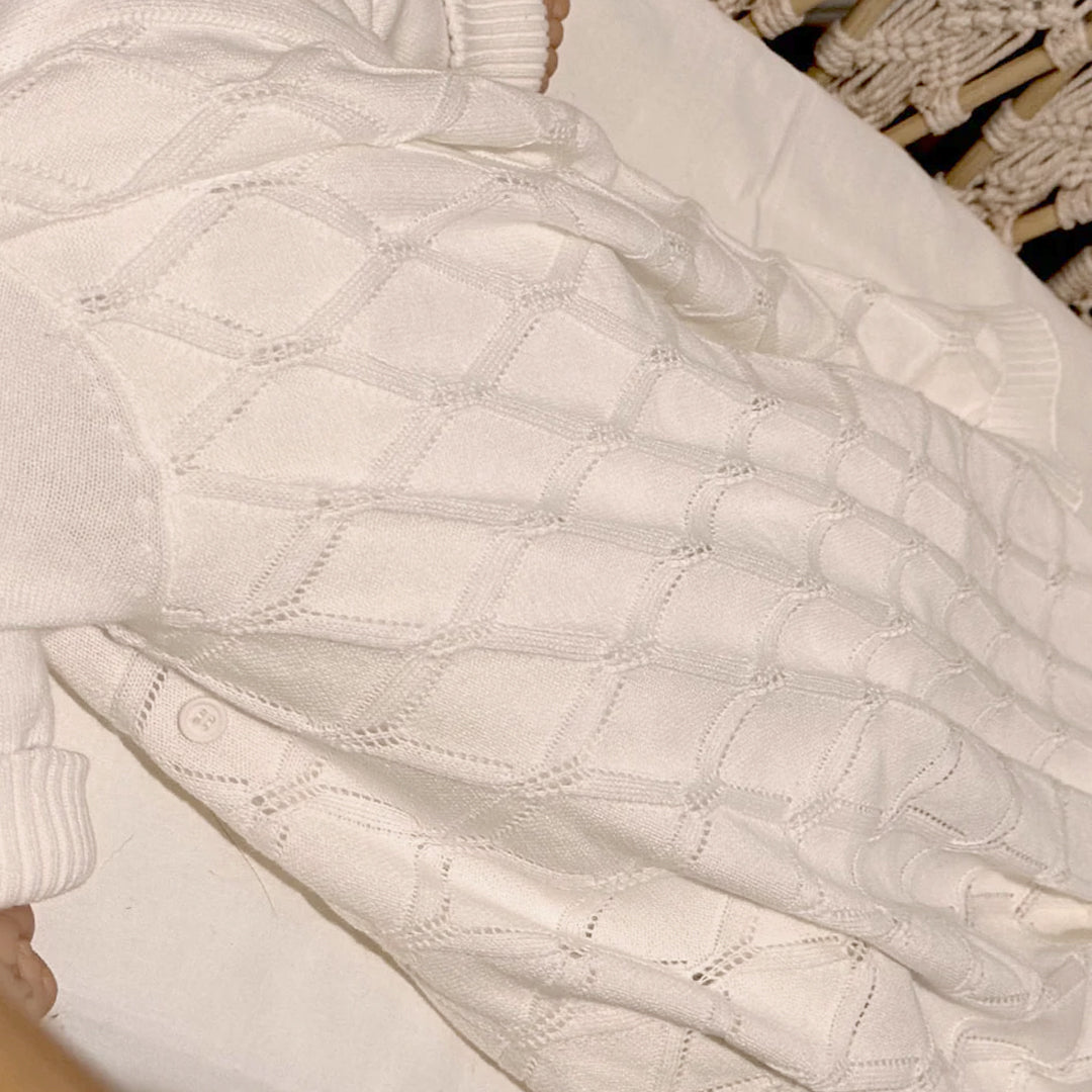 Filigree Lace Shwrap (Milk)