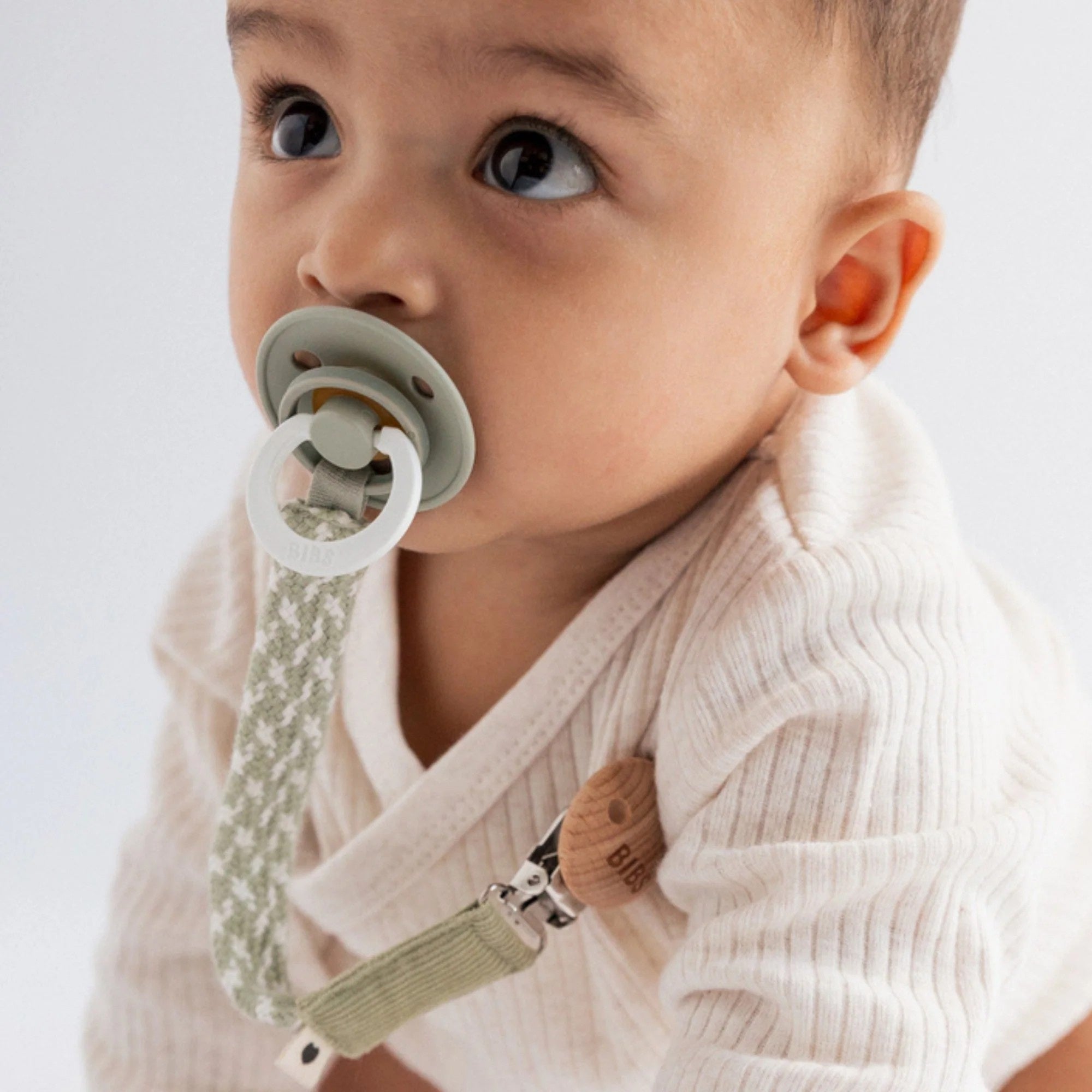 Pacifier Clip (Cloud/Iron)