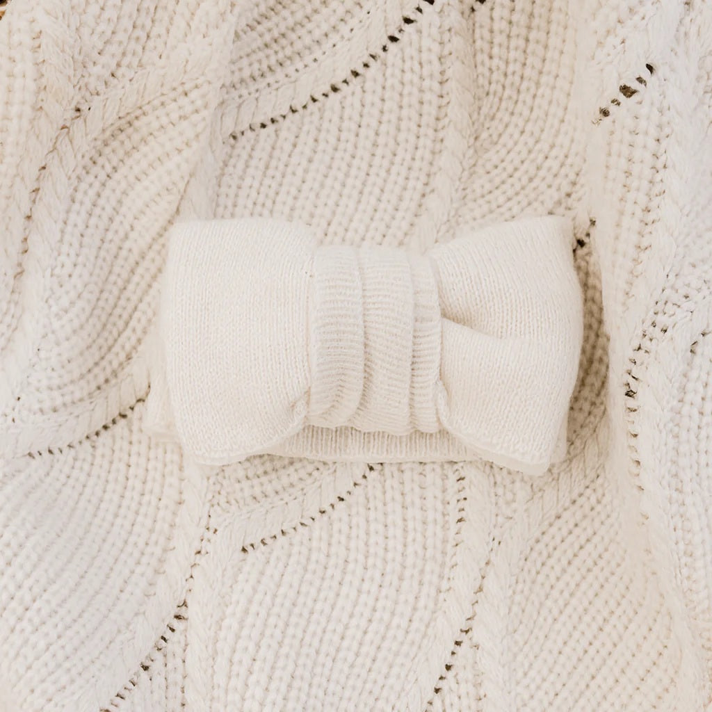 Oversized Top Knot (Milk)