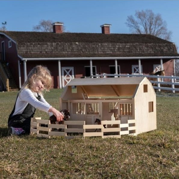 Countryside Stable & Corral