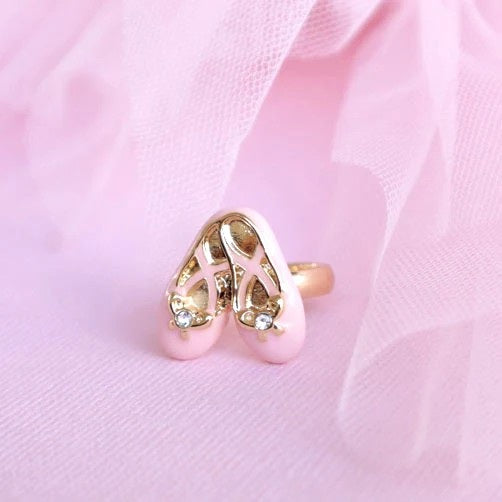 Slippers Ring (Ballerina Box)