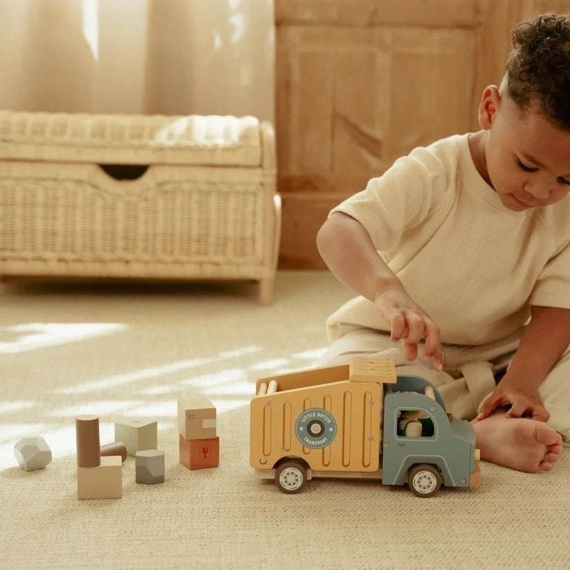 Little Dutch Dump Truck