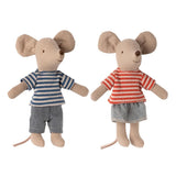 Louimax & Stella - Little Brother & Sister Mice