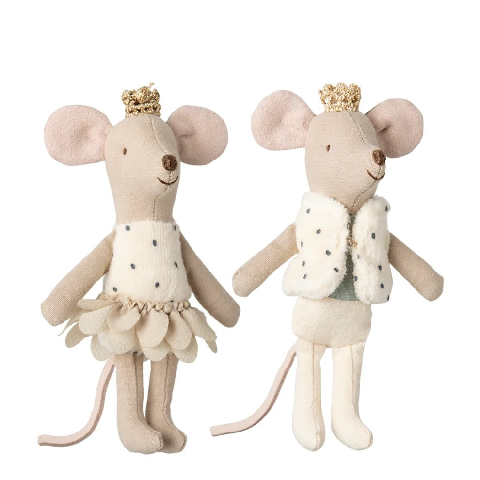 Royal Twin Mice In Matchbox (2025)
