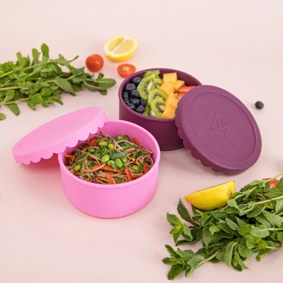 Silicone Scallop Bowl (Ruby)