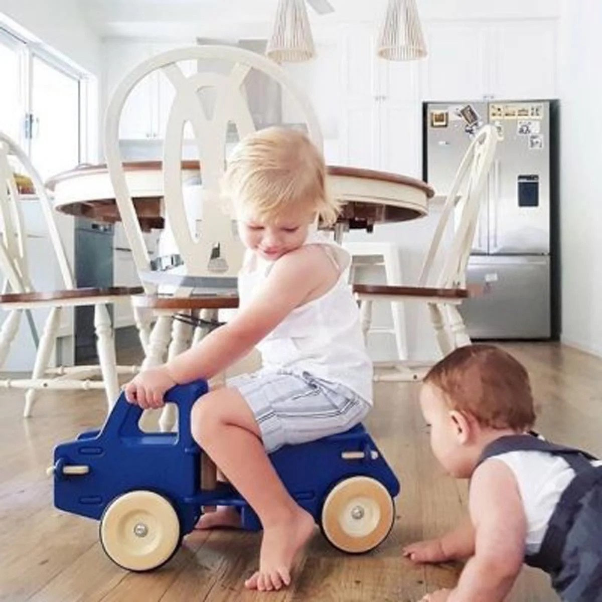 Classic Dump Truck (Light Blue)