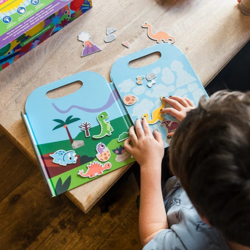 Dinosaur Magnetic Play Set