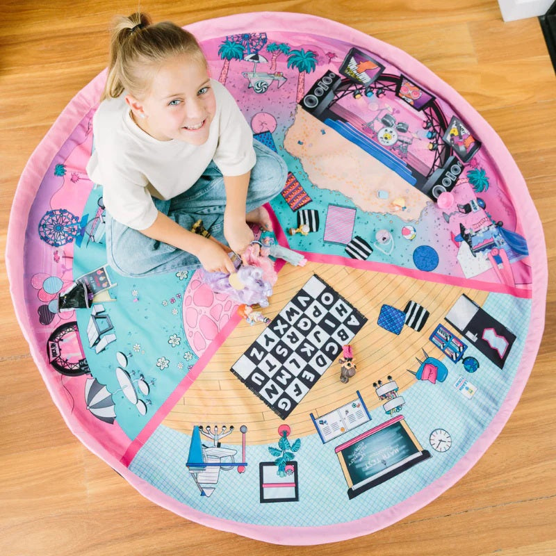 LOL Surprise Dance Party Play Pouch