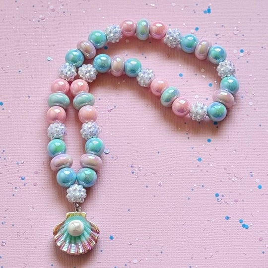 Beaded Necklace (Seashell)